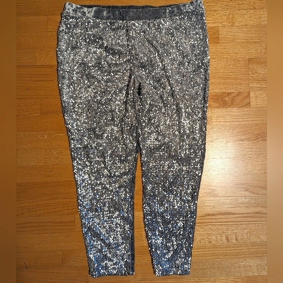 Midnight Velvet NWOT Lucinda Gray Silver Sequin Pull-on Leggings Pants - Picture 5 of 13